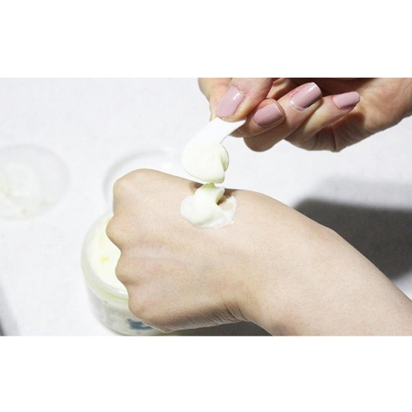 Elizavecca Milky Piggy Super Elastic Bust Cream